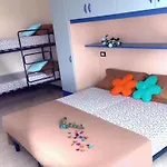 Functional Flat In A Modern With Pool Apartmán *