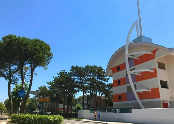 Functional Flat In A Modern With Pool